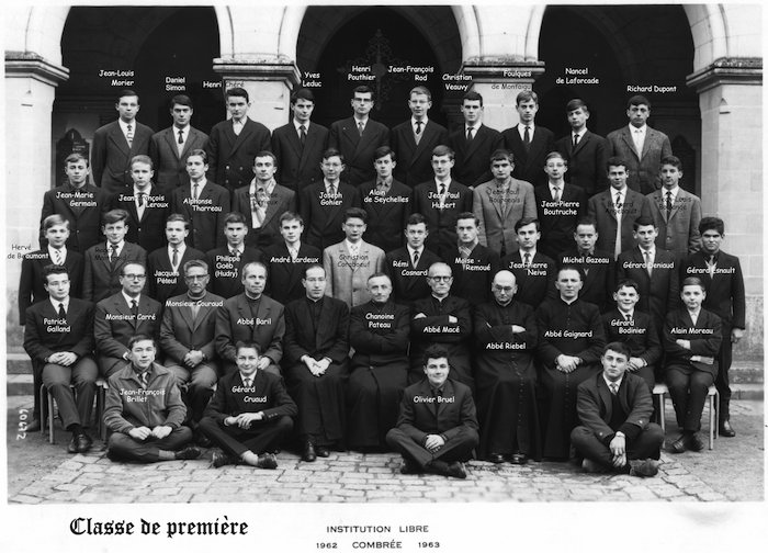 C.1964 Première